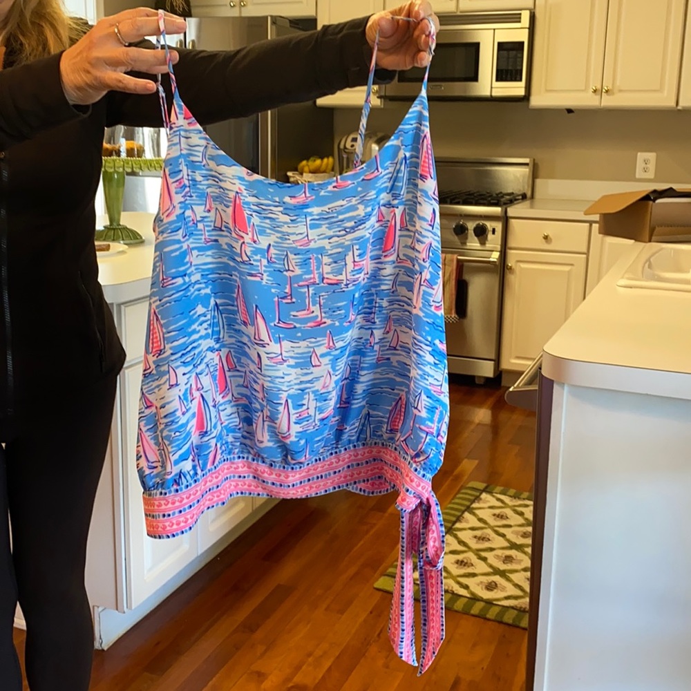 Lilly Pulitzer tank top with side bow